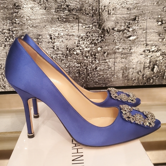 Manolo Blahnik Shoes - Manolo blahnik hangisi pumps 105 satin